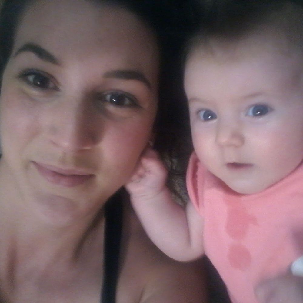 Meet your Posher, Corinne